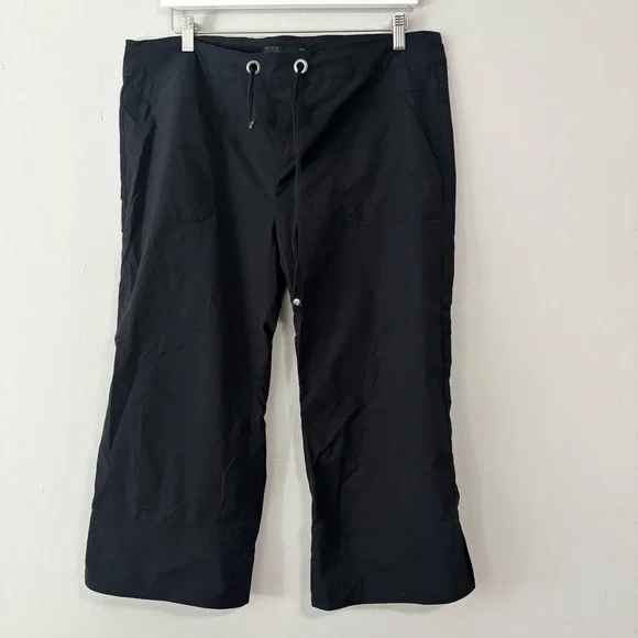 PRANA Black Cropped Outerwear Capri Pants - Picture 1 of 4